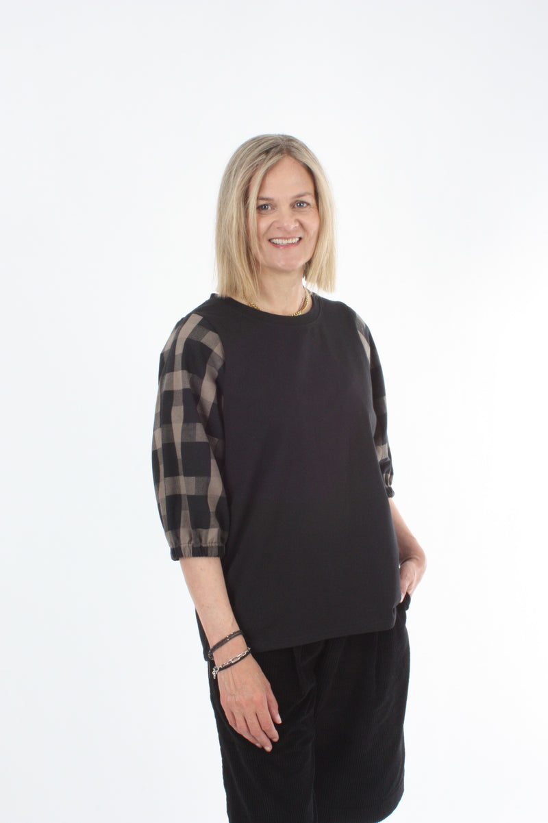 Bennie Top - Black with Check sleeves