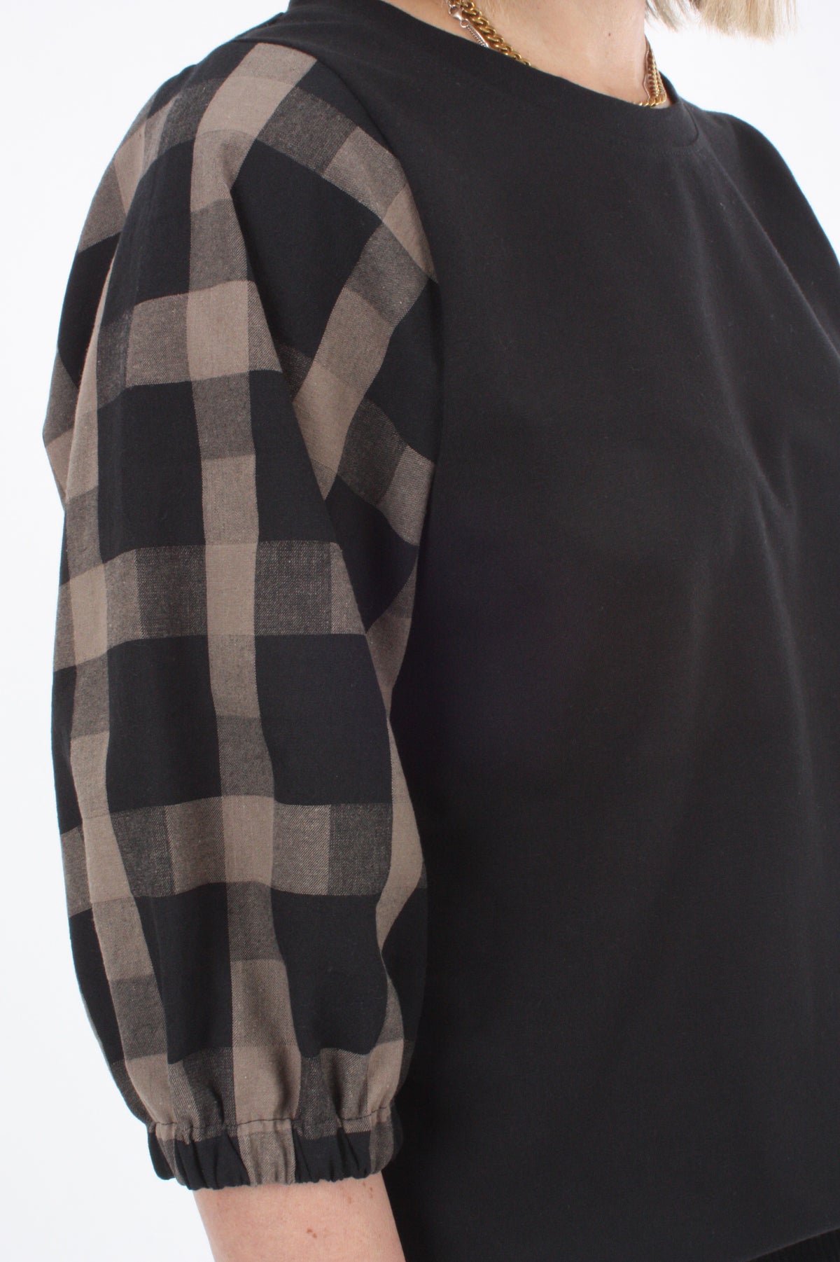 Bennie Top - Black with Check sleeves