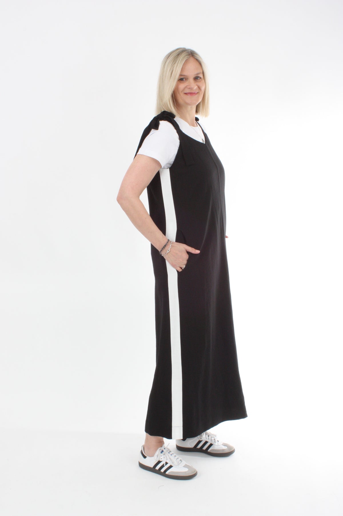 Olivia Dress - Black white Stripe