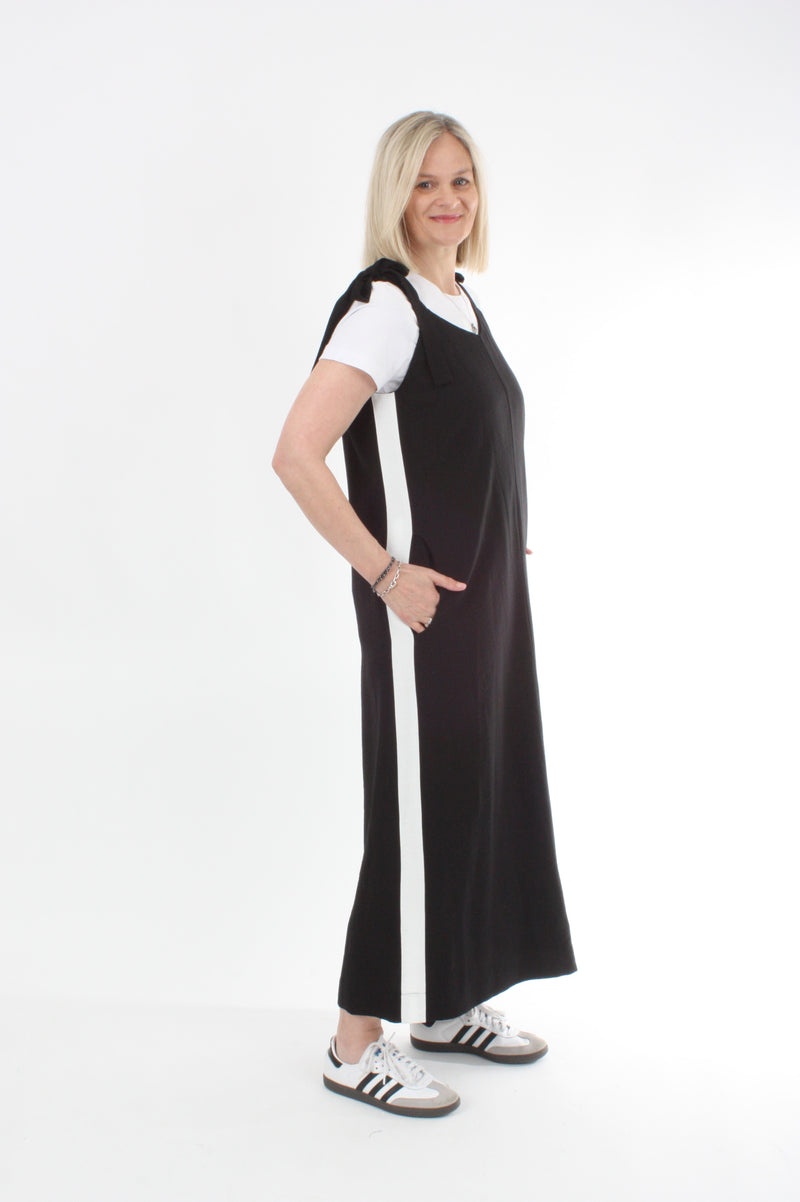 Olivia Dress - Black white Stripe