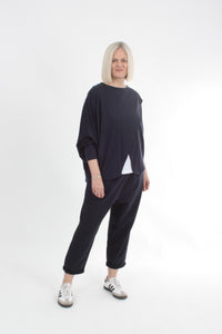 Cross Over Jumper square cut - Navy Merino