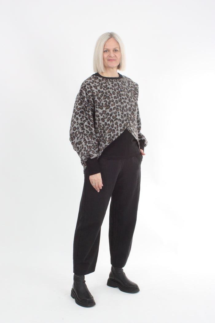 Cross Over Jumper - Leopard