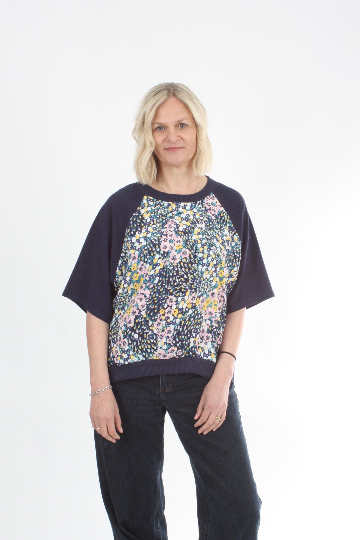 Harper Top - Navy Print - Short sleeve