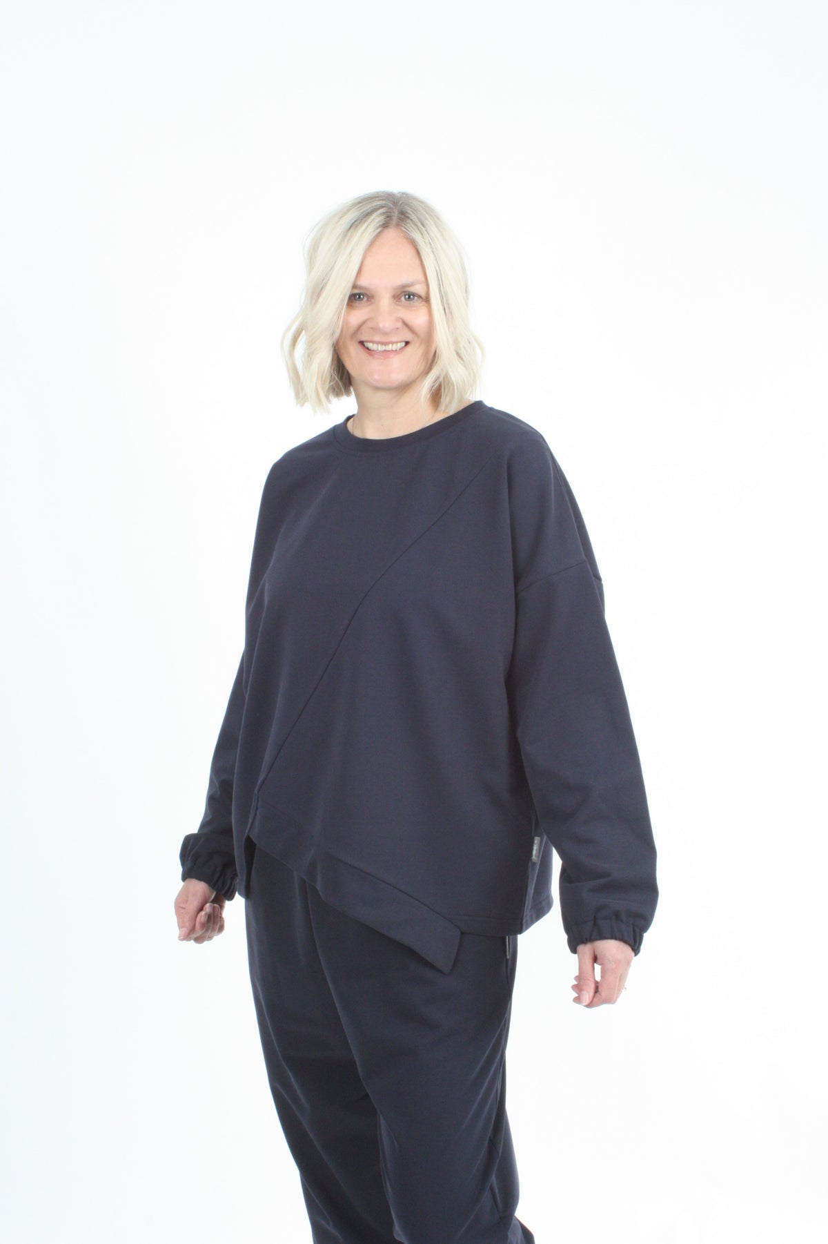 Mia Sweater - Navy