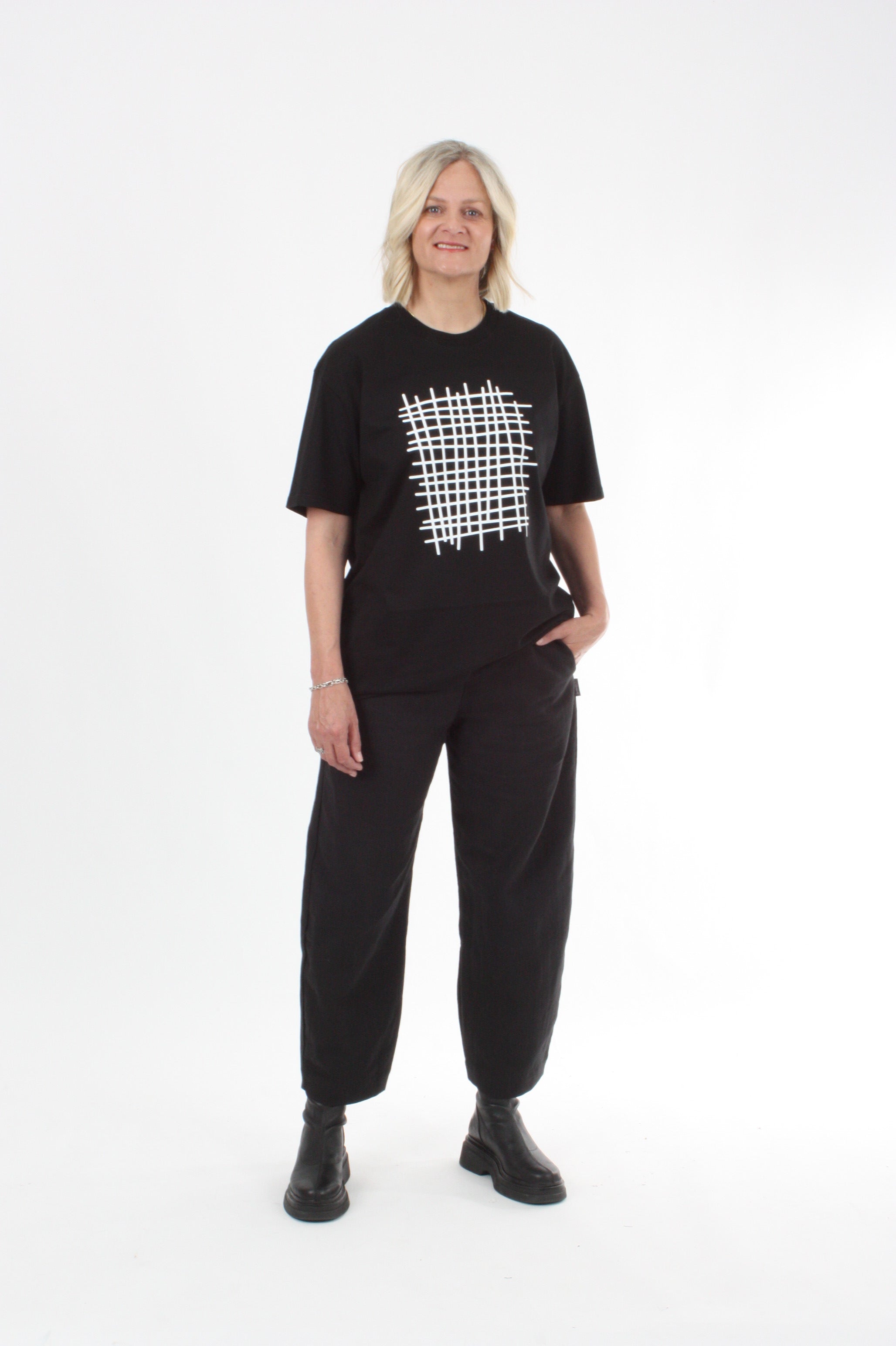 Tee Shirt - Grid Print – Wadzee Design