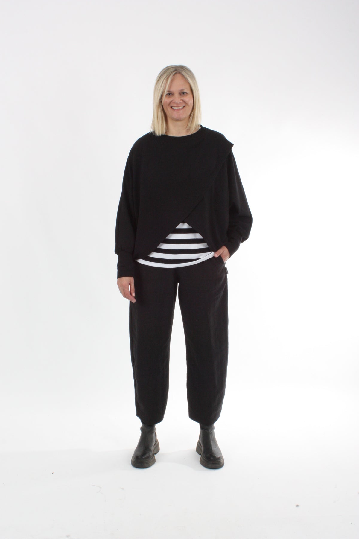 Cross Over Jumper - Black