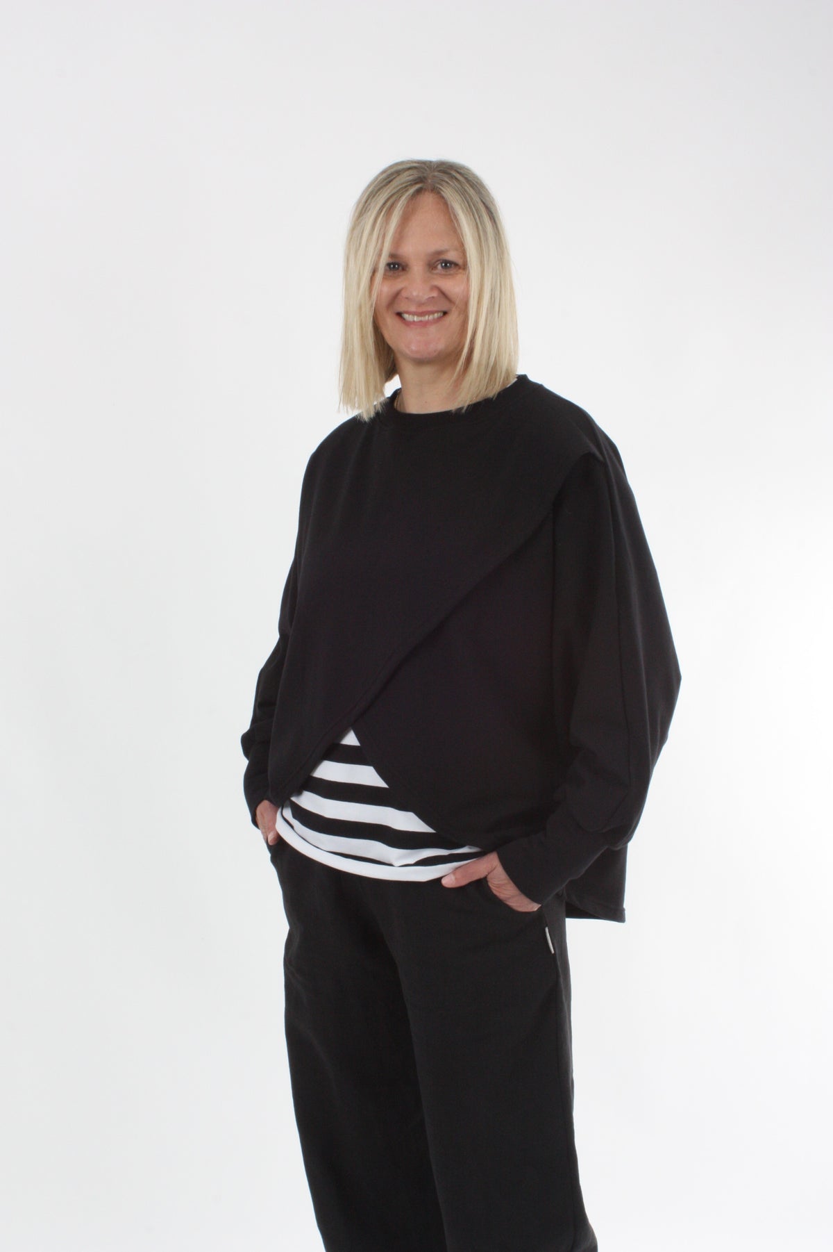 Cross Over Jumper - Black