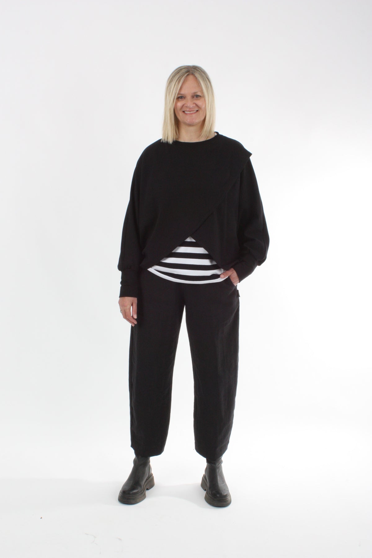Cross Over Jumper - Black