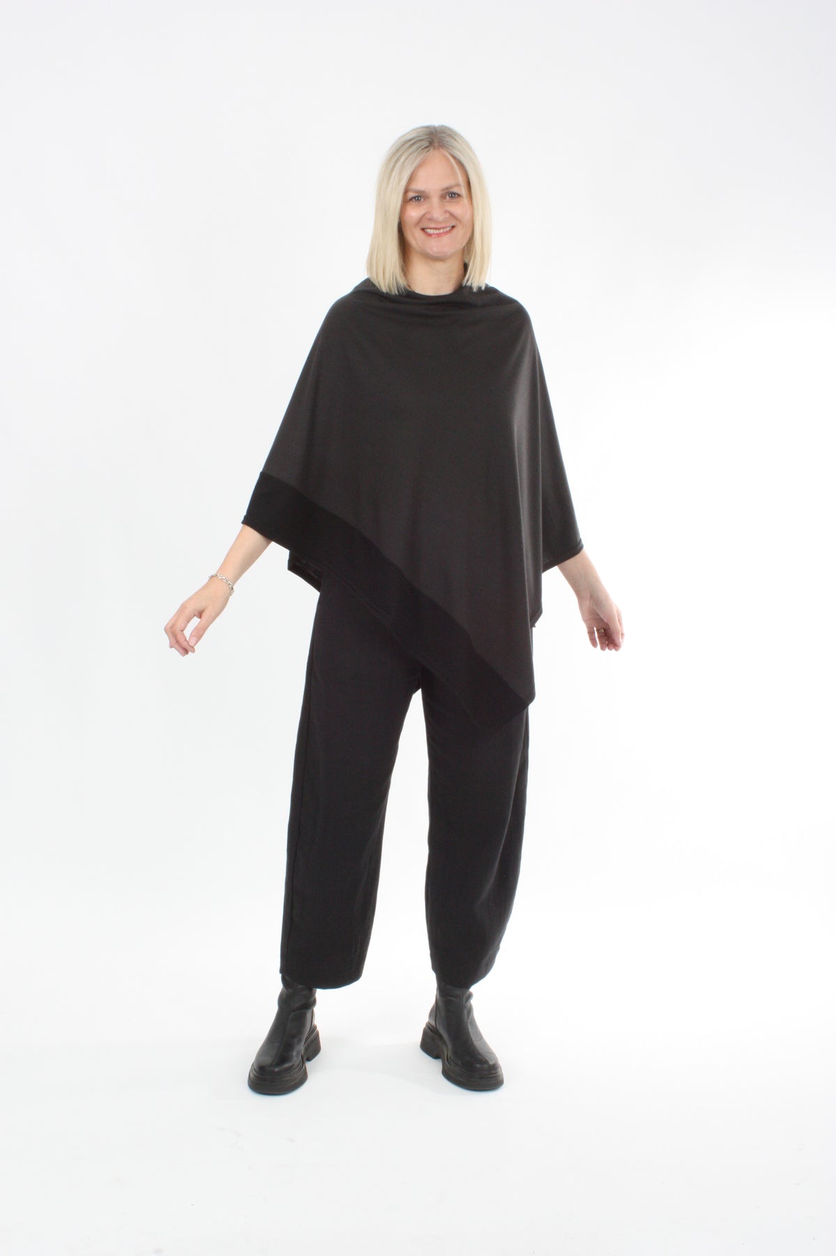 Tri Poncho Merino - Espresso with Black Trim - Pre-Order