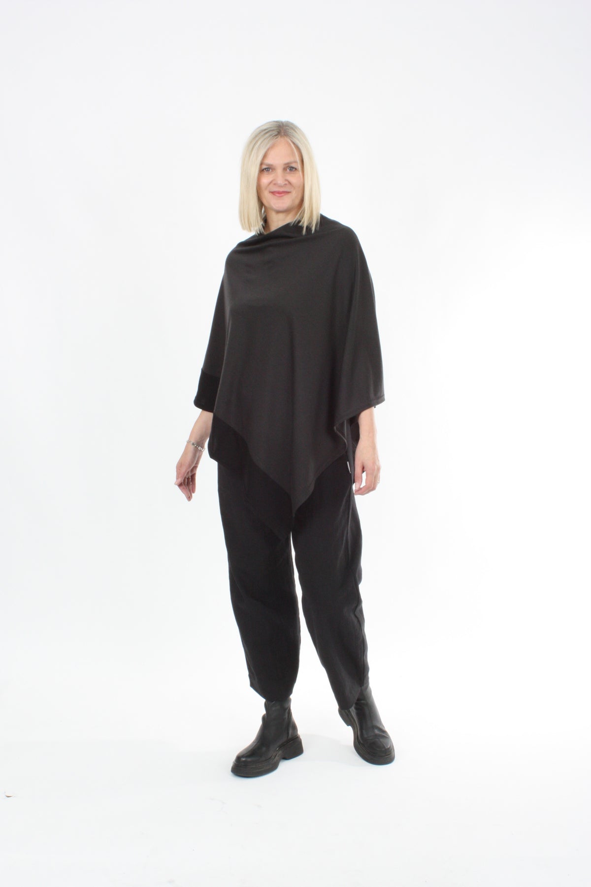 Tri Poncho Merino - Espresso with Black Trim - Pre-Order