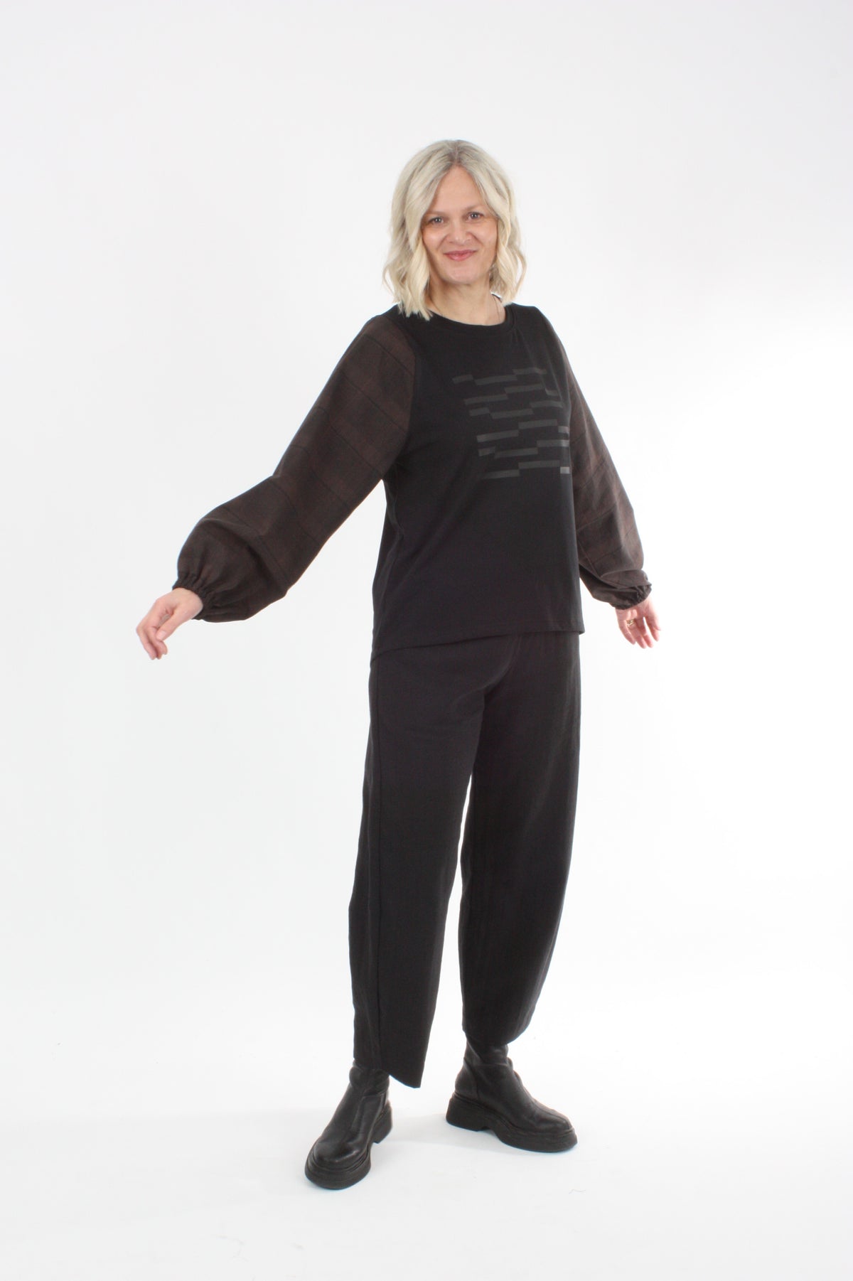 Alice Top - Black line Print - Check Sleeve