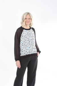 Harper Top - X print black sleeves