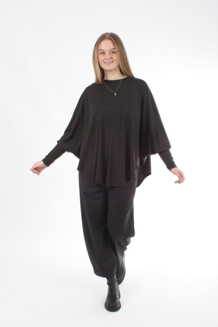 Poncho Plain Chocolate Merino - Black cuff - Pre-Order 2-3 weeks